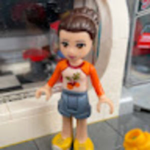 Meet your Posher, Jenny